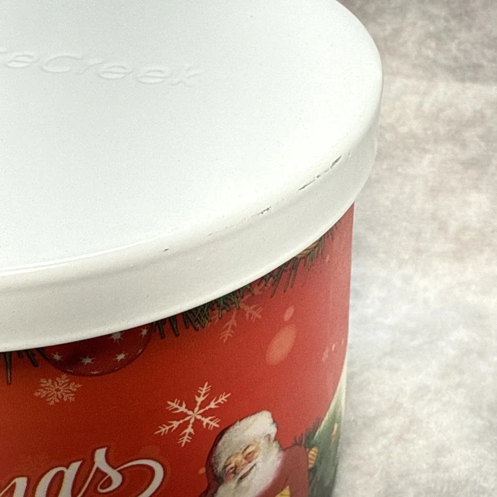 Goose Creek Little Debbie Christmas Tree‎ Cakes Candle 14.5 oz 3-Wick Soy